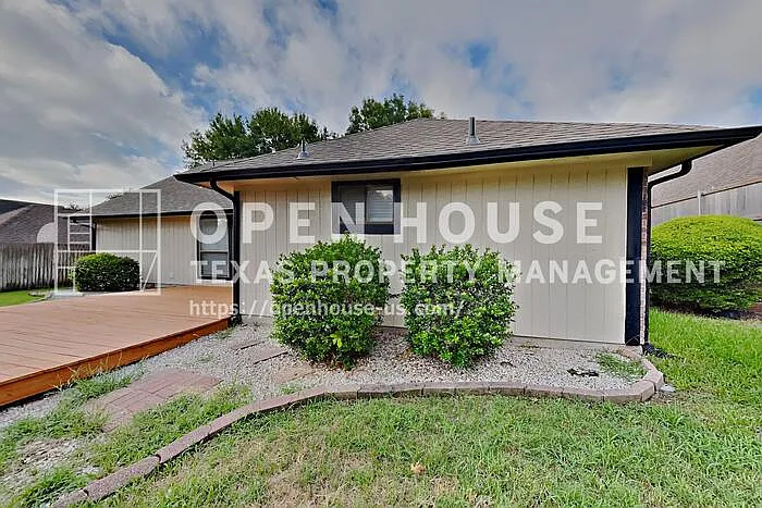 8201 Weatherly Dr — Photo 19