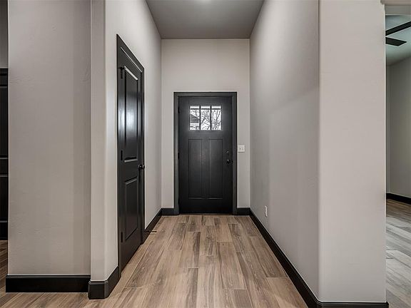 3rd image of 20913 SE 119th St