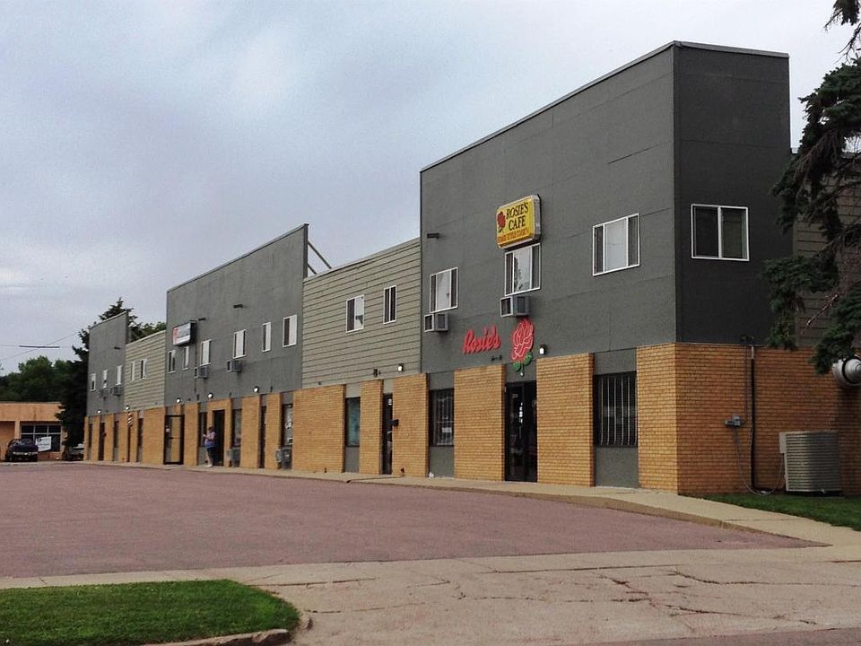 2nd image of 2206 W Madison St APT 204
