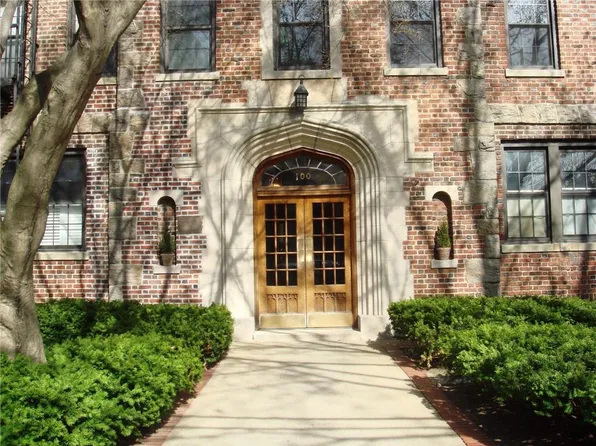 100 Parkway Road #3F, Bronxville, NY 10708