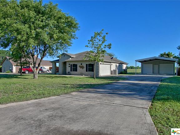 3rd image of 114 Santa Anna Dr