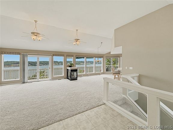 2nd image of 1467 Bluff Dr
