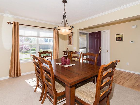 2nd image of 7856 Blue Jay Way