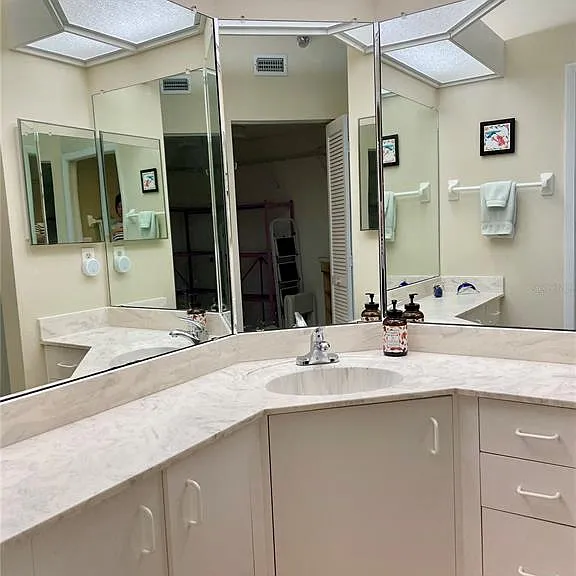 7872 Sailboat Key Blvd S #504 — Photo 15