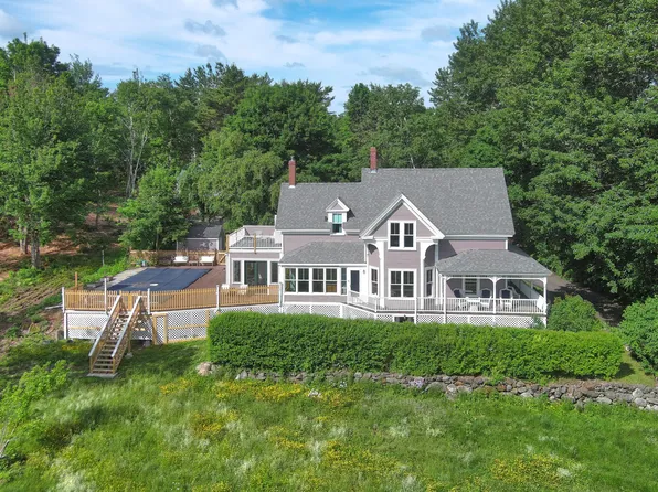 22 Brooks Way, Owls Head, ME 04854