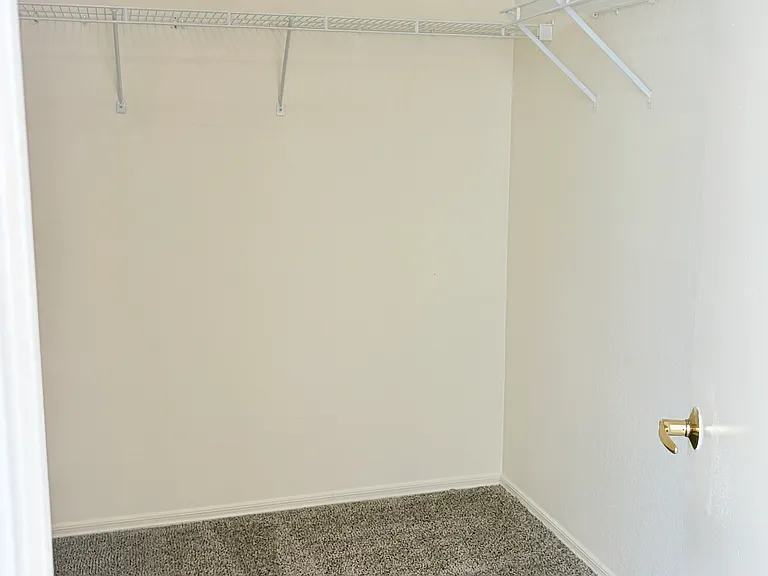 1042 E Canyon Way — Photo 48