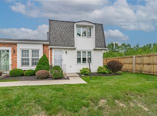 44 The Cmn, Lockport, NY 14094
