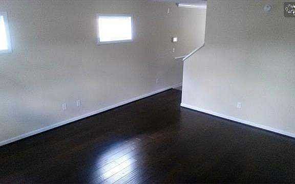 2nd image of 275 Vermillion Dr