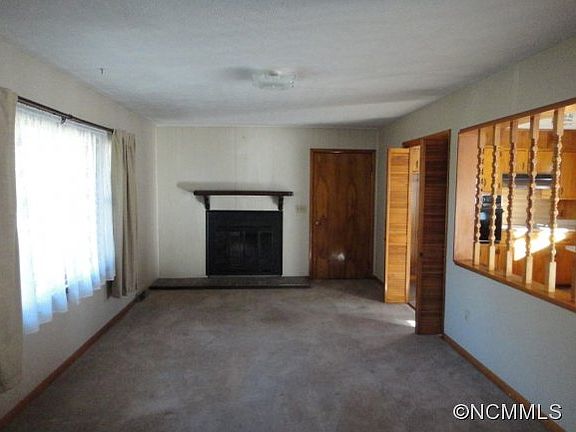 5th image of 85 Hill N Dale Dr