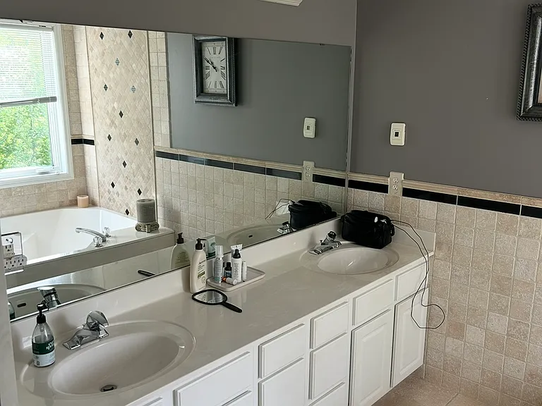 8348 Foxberry Dr — Photo 6