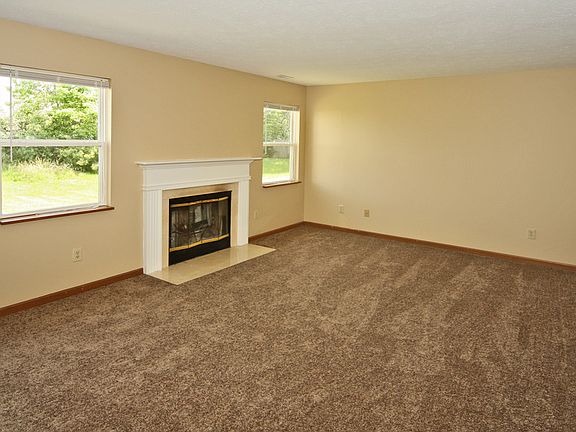 006 Family Room_06192014