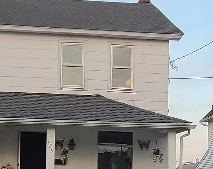429 Green St — Photo 1