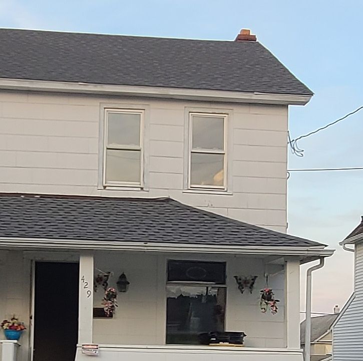 1st image of 429 Green St