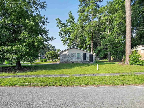 2nd image of 3621 Baywater Dr