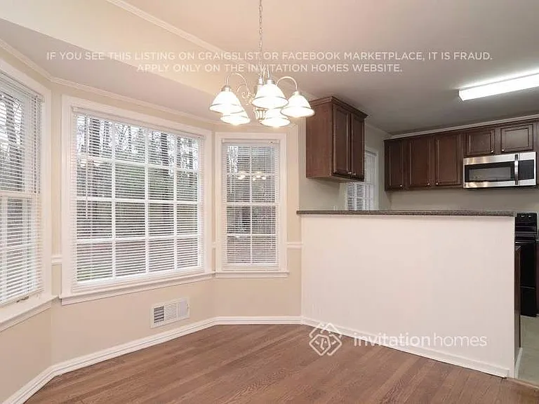 1360 Hampton Hall Dr — Photo 5