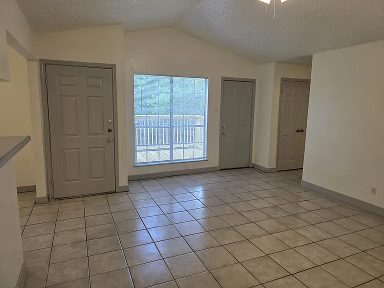 375 Fantail Loop — Photo 7