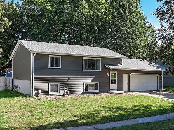1012 S Suburban Dr