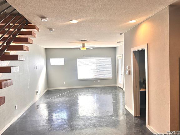 3rd image of 509 BURNET ST