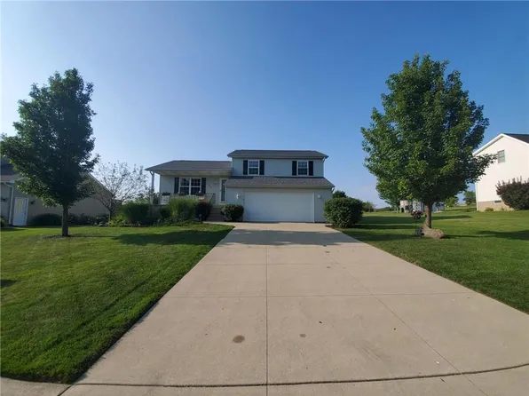 2960 Valley View Cir, Erie, PA 16509