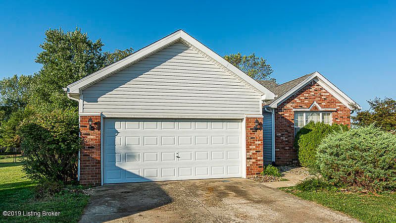 1st image of 108 Helmwood Cir