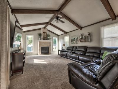 316 Springdale St, Bonner Springs, KS, 66012