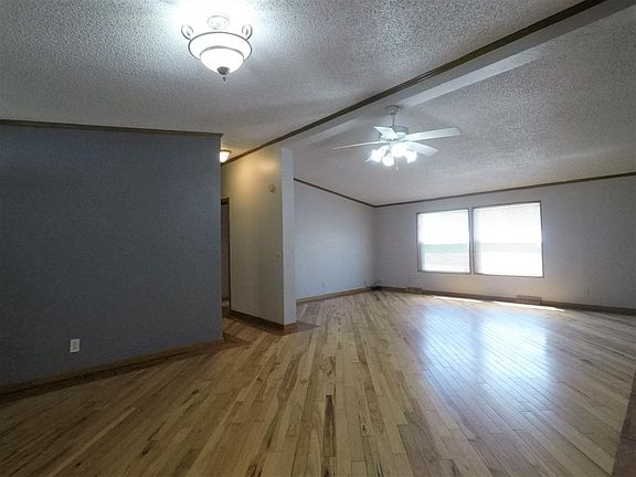 3rd image of 1342 Bridle Ln