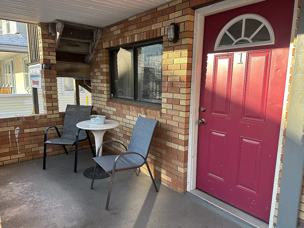 1 bed, $1,700 — Photo 2