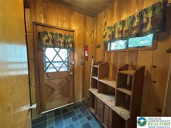 14th image of this home