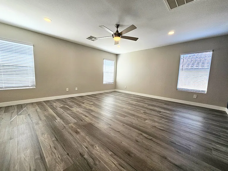 768 Anacapri St — Photo 19
