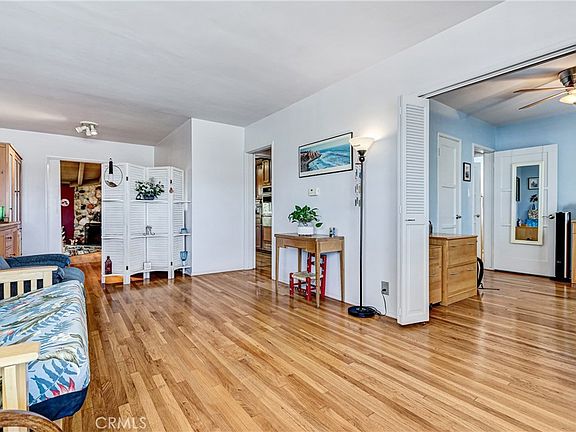 3rd image of 3408 Dow Ave