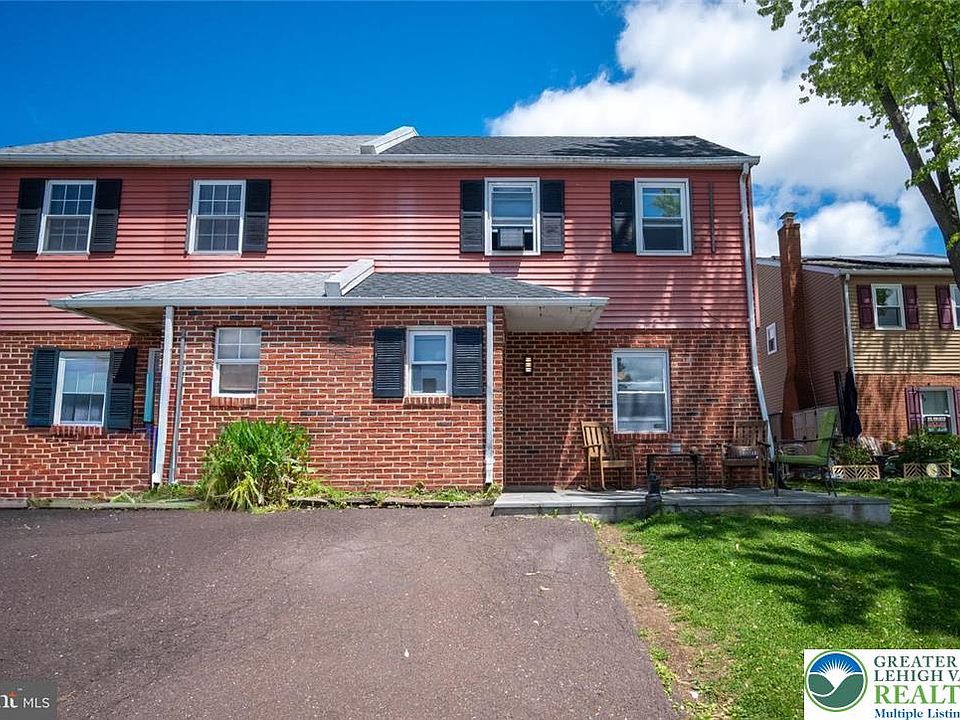 1st image of 7 Naylor Ct