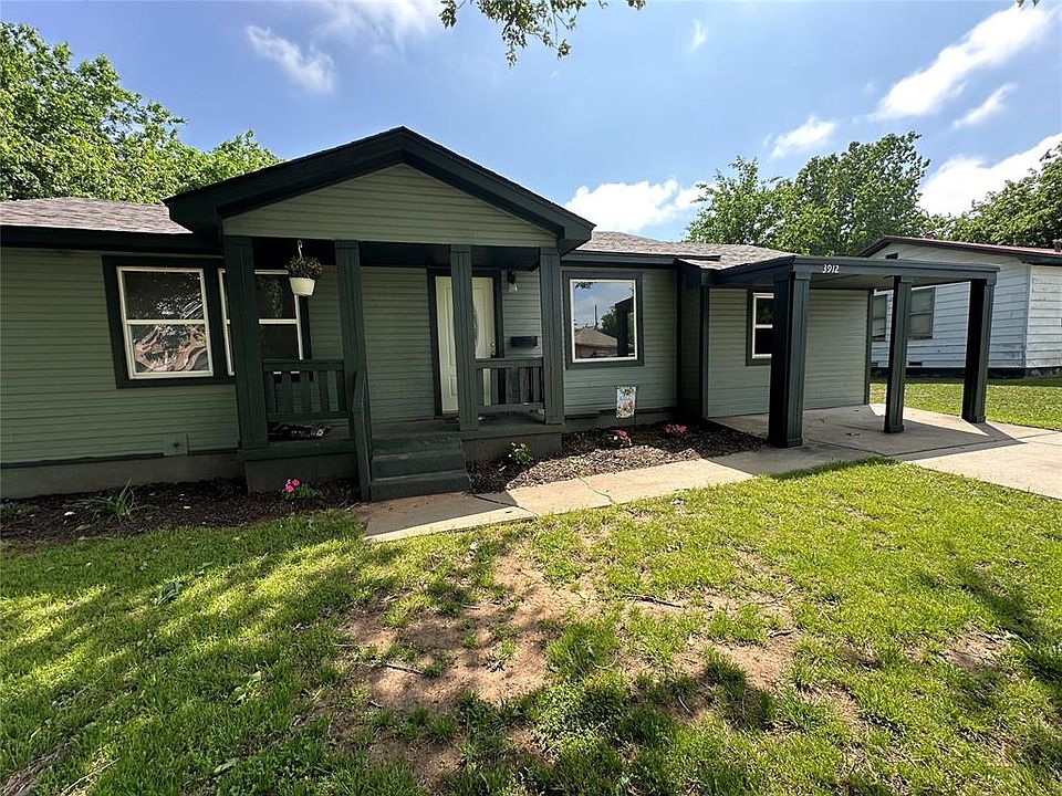 1st image of 3912 SE 10th Pl