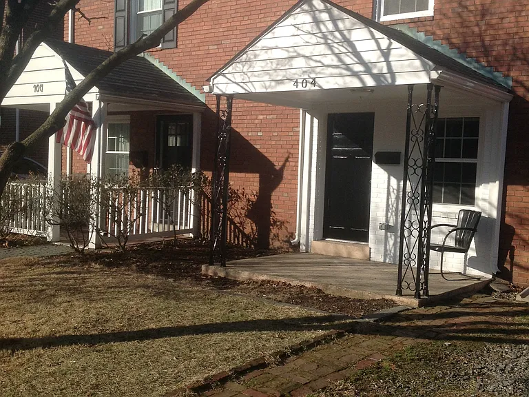 404 S Veitch St — Photo 24
