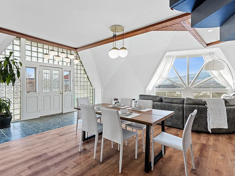7005 Lake View Point Dr — Photo 11