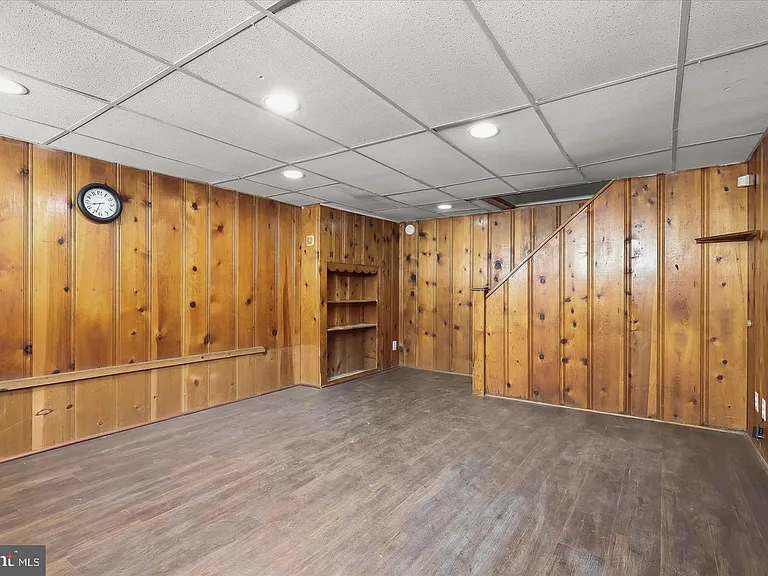 4015 Duvall Ave — Photo 8