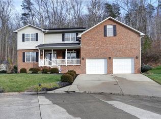 48 Boston Cmns, Winfield, WV 25213