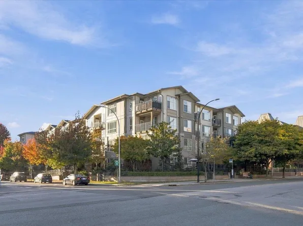 2343 Atkins Ave #307, Pt Coquitlam, BC V3C 1Y7