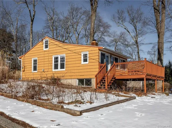 17 Brunetto Grove, Morris, CT 06763