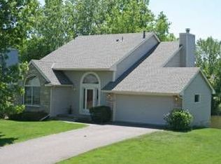 13079 Maple Knoll Way N, Maple Grove, MN 55369