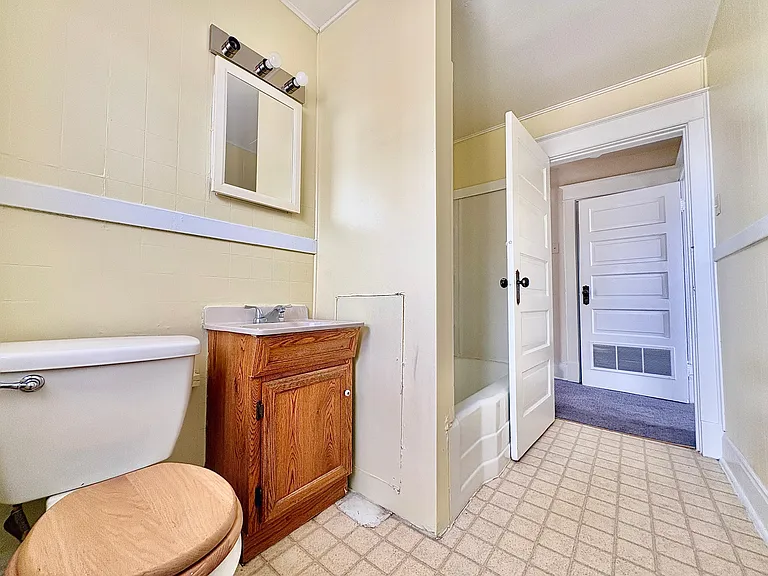 1425 Miami St #B — Photo 10
