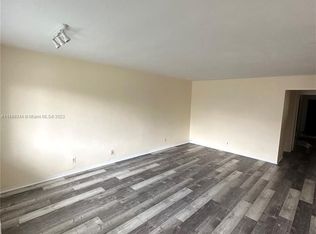 2000 NE 51st Ct APT 102, Fort Lauderdale, FL 33308