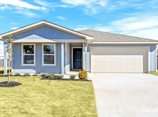 907 Liberty Ave, Seguin, TX 78155