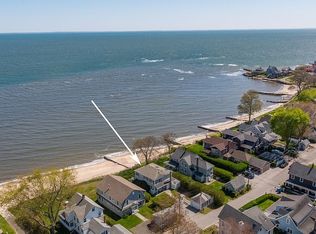 63 Chapman Ave, Westbrook, CT 06498