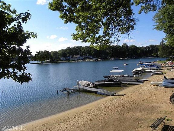 4th image of 67163 Victory Shore Dr #4