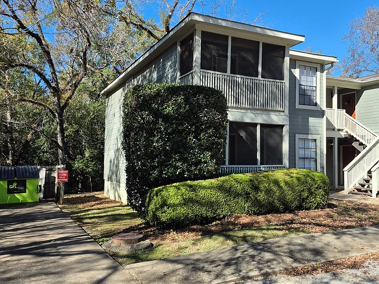 501 Mansion St — Photo 1