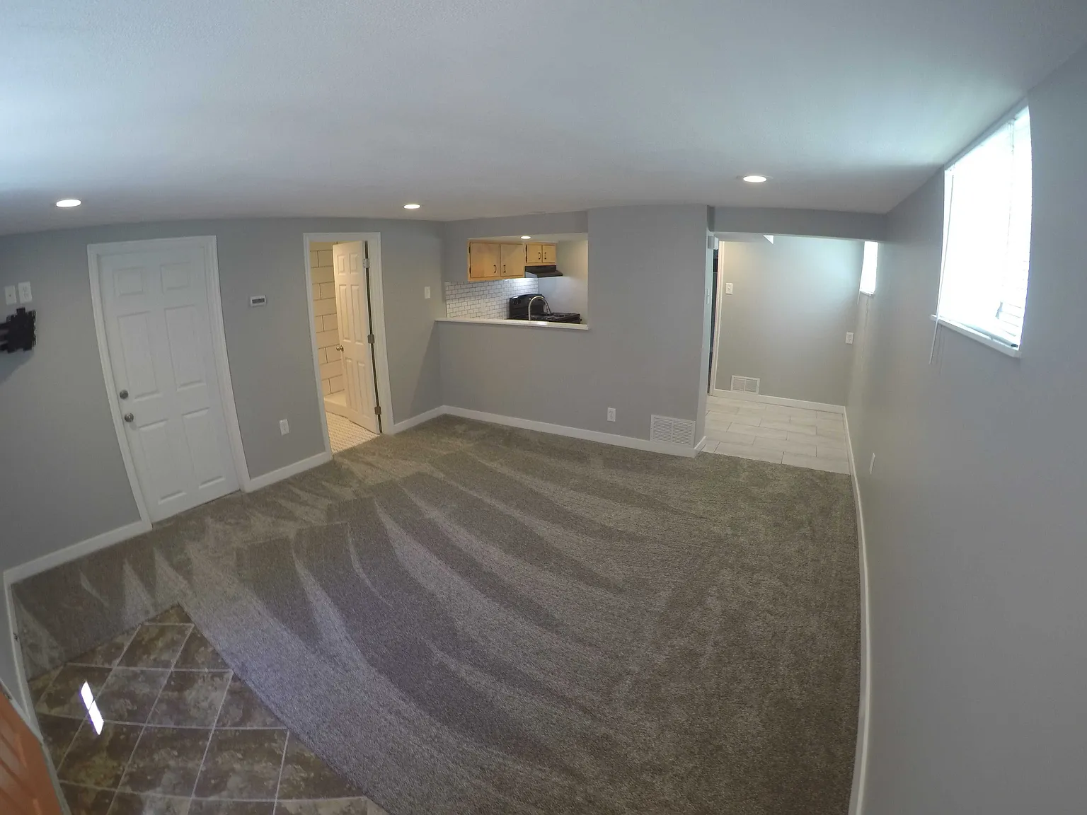 1 bed, 1.0 bath, 550 sqft, $1,200 — Photo 3