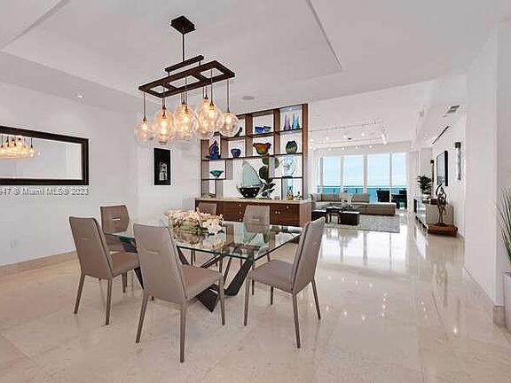 4th image of 2627 Bayshore Dr #2501