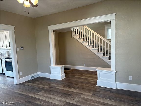 3rd image of 516 N 11th St