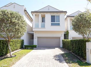 11843 SW 81st Rd, Pinecrest, FL 33156