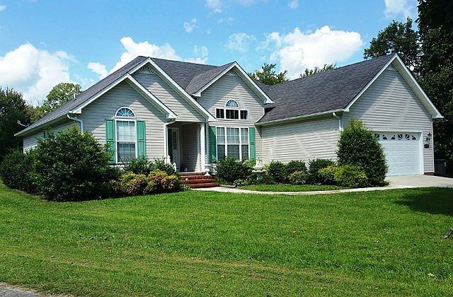 1st image of 2849 Oakhaven Pl